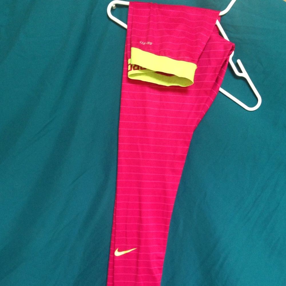 Nike Pro fleece lined legging